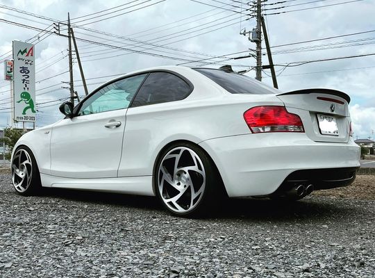 BMW E82